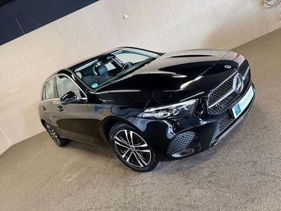 Occasion Mercedes A250 Advanced 218 PK (160 kW) 2023 Zwart (parellak) Hatchback