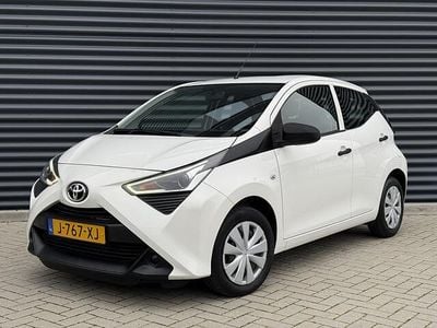 Wit Gebruikt 2020 Toyota Aygo Hatchback | € 10.645 (Goede deal)