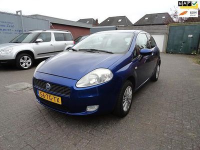 Occasion Fiat Grande Punto 78 PK (57 kW) 2006 Blauw (metallic) Hatchback