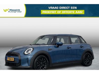 Blauw Gebruikt 2022 Mini ONE Business Hatchback | € 19.440 (Eerlijke prijs)