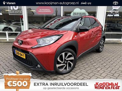 Rood Occasion 2023 Toyota Aygo X Pulse SUV | € 17.950 (Eerlijke prijs)