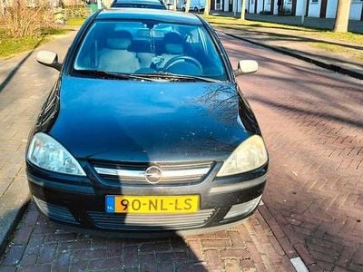 Zwart Occasion 2003 Opel Corsa Enjoy Hatchback | € 600 (Goede deal)