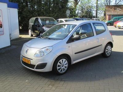 Grijs Occasion 2008 Renault Twingo Authentique Hatchback | € 2.295 (Eerlijke prijs)