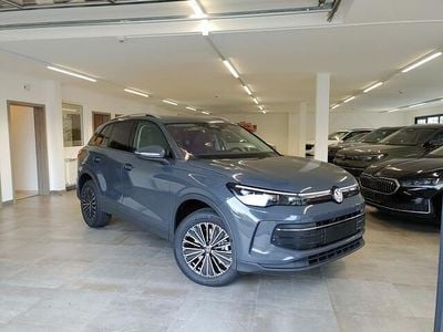 Grijs Nieuw 2025 VW Tiguan Life SUV | € 49.900 (Goede deal)