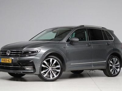 Grijs (metallic) Gebruikt 2018 VW Tiguan R-line SUV | € 24.945 (Goede deal)