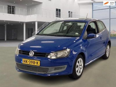 Blauw Gebruikt 2010 VW Polo Hatchback | € 2.995 (Goede deal)