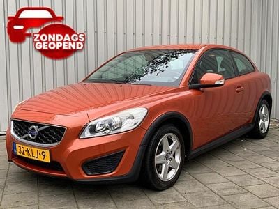 Rood Gebruikt 2010 Volvo C30 Kinetic Hatchback | € 4.945 (Eerlijke prijs)