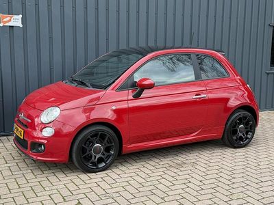 Rood Occasion 2013 Fiat 500 Lounge Hatchback | € 6.995 (Iets duurder)