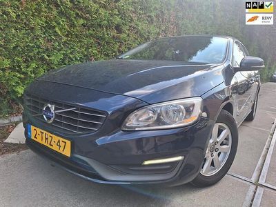 Blauw Gebruikt 2014 Volvo V60 Kinetic Stationwagen | € 4.200
