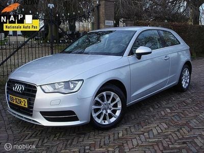 Grijs Occasion 2012 Audi A3 Attraction Hatchback | € 7.949 (Eerlijke prijs)
