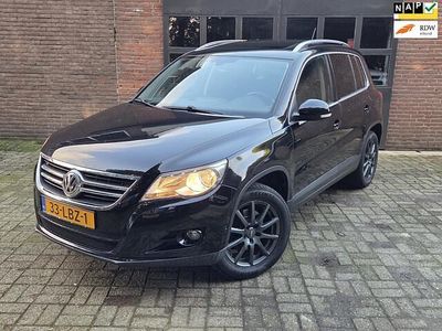 Zwart (metallic) Gebruikt 2010 VW Tiguan Sport SUV | € 5.749 (Eerlijke prijs)