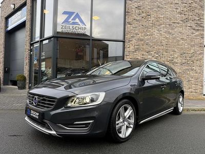 Grijs Occasion 2015 Volvo V60 Summum Stationwagen | € 11.999 (Iets duurder)