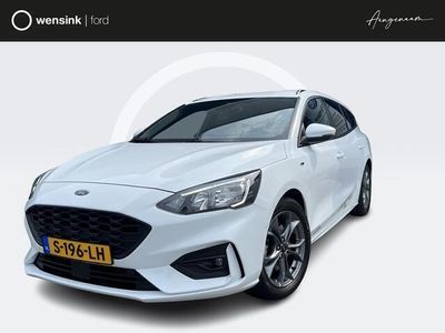 tweedehands Ford Focus Wagon ST-Line 1.5 150PK Automaat | Elektrisch inklapbare trekhaak | Adaptieve cruise control | Winter pack | Draadloze telefoonlader | Parkeercamera | Apple Carplay & Android Auto