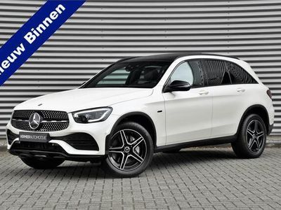 tweedehands Mercedes GLC300e 4MATIC Premium Plus | AMG | Panoramadak | Trekhaak | Night Pakket |