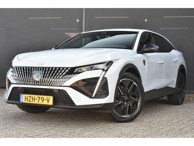 Wit Occasion 2025 Peugeot 408 Avantage Sedan | € 40.900