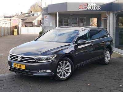 Grijs Gebruikt 2018 VW Passat Stationwagen | € 19.950 (Goede deal)