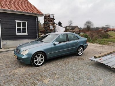 Gebruikt 2001 Mercedes C180 Elegance | € 1.499 (Goede deal)