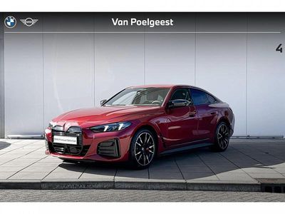 Fire rot metallic (c68) (rood metallic) Gebruikt 2025 BMW i4 Comfort Edition Sedan | € 59.900