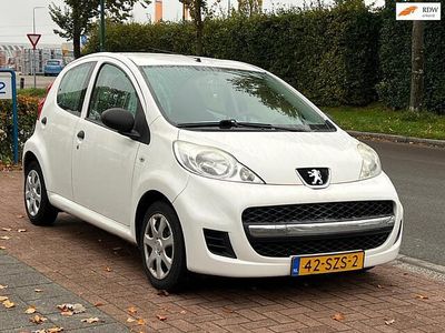 Wit Gebruikt 2012 Peugeot 107 Hatchback | € 2.350 (Eerlijke prijs)