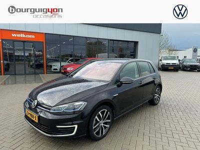 tweedehands VW e-Golf 136 Pk DSG | Leder | Full LED | Navi | DynAudio |