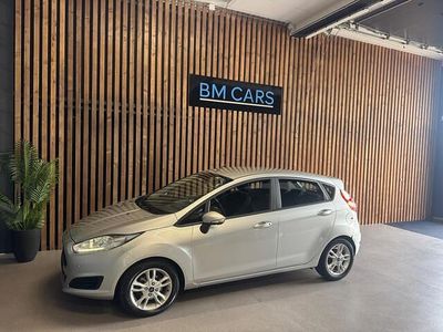 Grijs Gebruikt 2016 Ford Fiesta Titanium Hatchback | € 4.995 (Eerlijke prijs)
