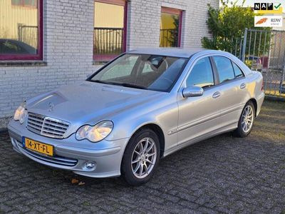 Mercedes C200