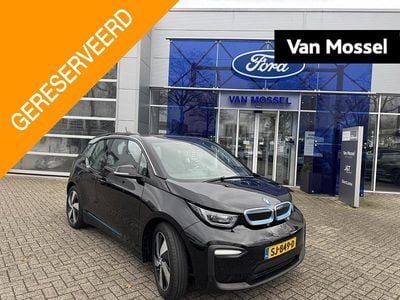 Zwart Gebruikt 2018 BMW i3 Basis Hatchback | € 13.945 (Eerlijke prijs)