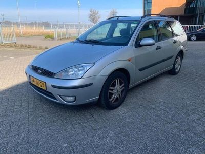 tweedehands Ford Focus Wagon 1.8-16V Trend Zilver 2002 Airco Elek Ramen