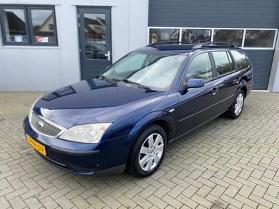 tweedehands Ford Mondeo Wagon 1.8-16V Trend