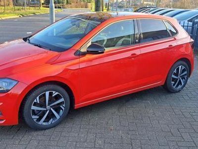 Rood Occasion 2019 VW Polo Beats Hatchback | € 15.850 (Iets duurder)