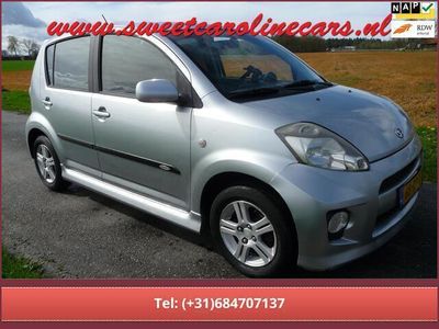 tweedehands Daihatsu Sirion 2 1.3-16V Comfort 2005, 14Inch LM velgen, kleine zuinige auto, elektrische ramen.!!