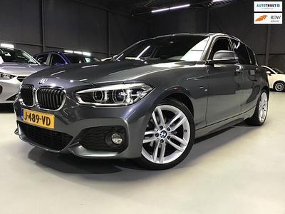 Grijs Gebruikt 2017 BMW 118 Executive Hatchback | € 15.500 (Eerlijke prijs)