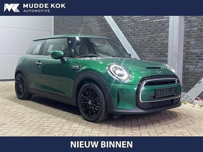 Groen Gebruikt 2022 Mini Cooper Hatchback | € 19.900 (Eerlijke prijs)