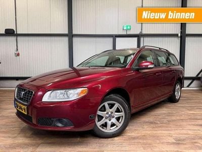 Occasion Volvo V70 Kinetic 146 PK (107 kW) 2009 Rood Stationwagen