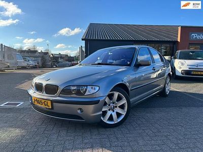 Grijs Gebruikt 2003 BMW 325 Executive Sedan | € 8.450