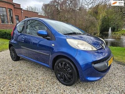 Blauw Gebruikt 2005 Peugeot 107 Hatchback | € 1.499 (Eerlijke prijs)