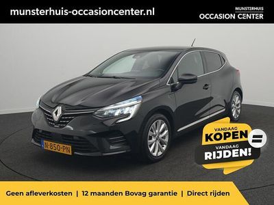 Occasion Renault Clio V Intens 140 PK (102 kW) 2022 Zwart metallic Hatchback