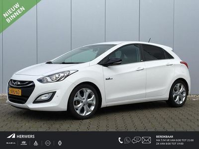 tweedehands Hyundai i30 1.6 GDI Go! Plus Eerste eigenaar /LM-velgen/ Deale