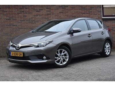 Grijs Occasion 2017 Toyota Auris Stationwagen | € 8.449 (Super prijs)