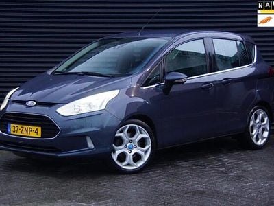 Grijs Occasion 2013 Ford B-MAX Titanium MPV | € 9.445 (Duur)