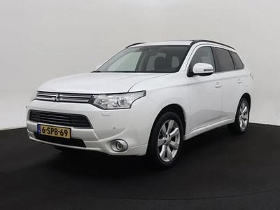 Occasion Mitsubishi Outlander Intense+ 121 PK (88 kW) 2013 Wit SUV