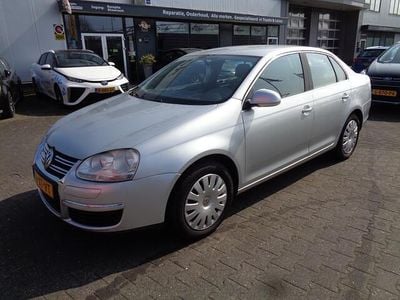Occasion VW Jetta Comfortline 102 PK (75 kW) 2007 Grijs Sedan