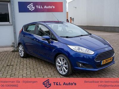 Occasion Ford Fiesta Titanium 101 PK (74 kW) 2015 Blauw (metallic) Hatchback