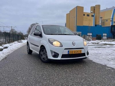 Wit Occasion 2011 Renault Twingo Collection Hatchback | € 2.895 (Eerlijke prijs)