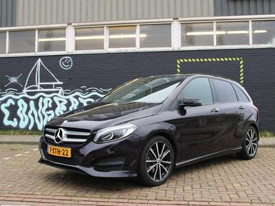 Paars Gebruikt 2014 Mercedes B200 MPV | € 12.750 (Iets duurder)