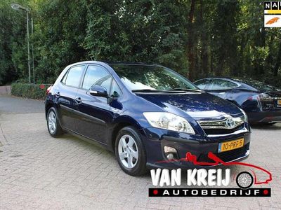 Toyota Auris Hybrid