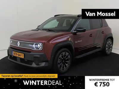 Rood Occasion 2025 Renault R4 Iconic SUV | € 35.940 (Eerlijke prijs)