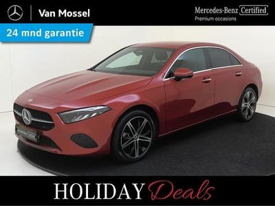 Rood Gebruikt 2024 Mercedes A250 Luxury Sedan | € 33.945 (Goede deal)