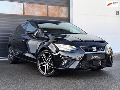 Zwart (metallic) Occasion 2020 Seat Ibiza FR Hatchback | € 16.450 (Eerlijke prijs)
