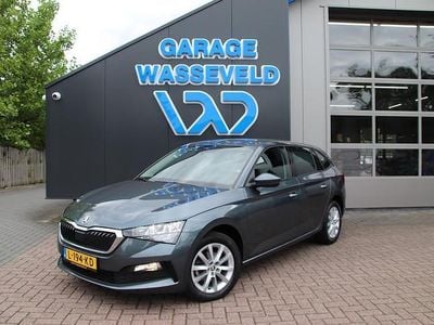 Grijs Gebruikt 2021 Skoda Scala Ambition Hatchback | € 16.250 (Eerlijke prijs)